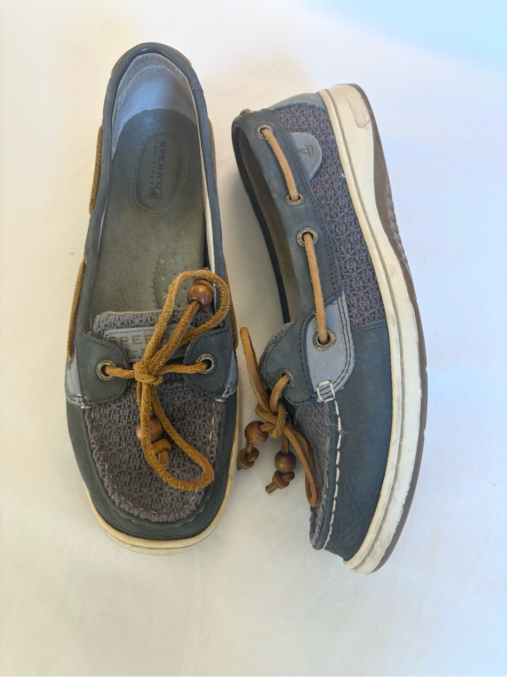 Sperry Blue Boat Shoes with Brown Laces women’s 8.5